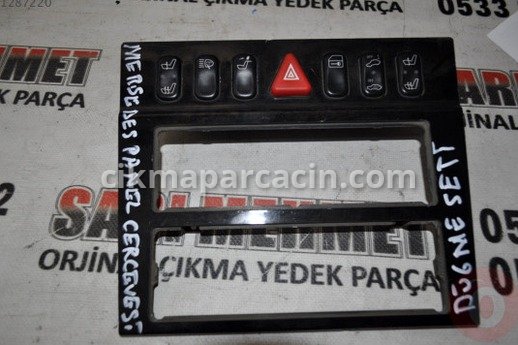 Mercedes-Benz E Serisi Orta Konsol çıkma parça
