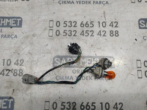 Nissan Navara Sol Arka Stop çıkma parça - SARI MEHMET OTO YEDEK PARÇA Konya