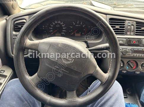 Nissan Primera Direksiyon Simidi çıkma parça