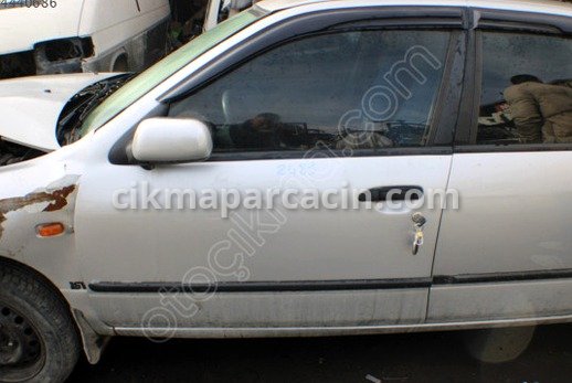 Nissan Primera Sol Ön Kapı çıkma parça