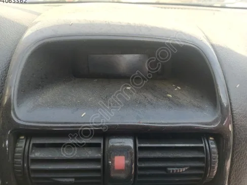 Opel Astra Bilgi Ekranı çıkma parça