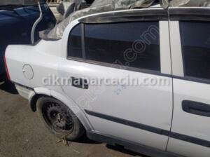 ÇIKMA OPEL ASTRA G SAĞ ARKA KAPI 2215 – Konya Çıkma Parça