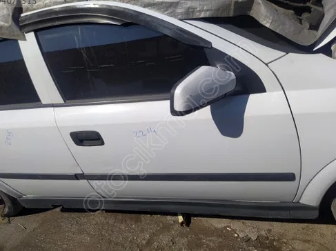 Opel Astra Sağ Ön Kapı çıkma parça - SARI MEHMET OTO YEDEK PARÇA Konya