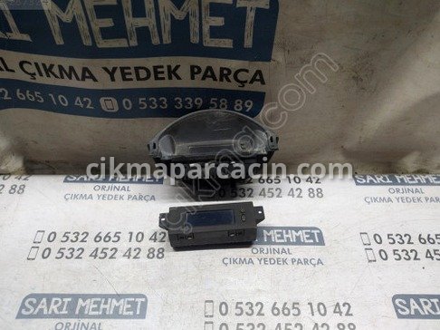 Opel Corsa Bilgi Ekranı çıkma parça