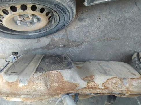 Opel Corsa Yakıt Deposu çıkma parça - SARI MEHMET OTO YEDEK PARÇA Konya