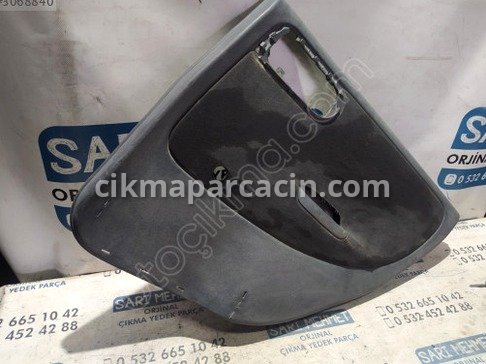 Opel Corsa Kapı Döşemesi çıkma parça