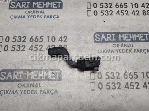Opel Corsa Silecek Kolu çıkma parça