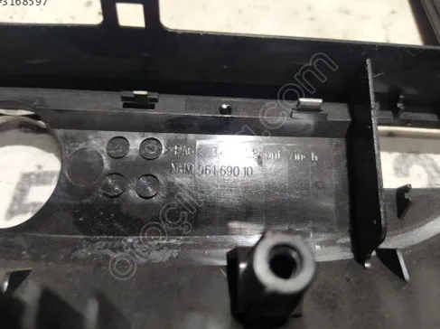 Opel Corsa Teyp Çerçevesi çıkma parça - SARI MEHMET OTO YEDEK PARÇA Konya