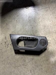 ÇIKMA OPEL MERİVA A SOL ÖN İÇ AÇMA KAPI KOLU ÇERÇEVESİ – Konya Çıkma Parça OEM 13123545
