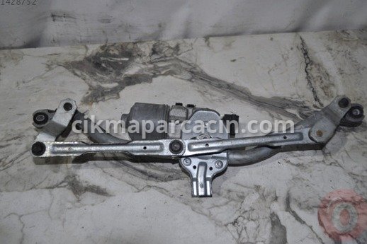 Peugeot 207 Silecek Motoru çıkma parça
