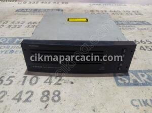 ÇIKMA PEUGEOT 307 CD CHANGER – Konya Çıkma Parça OEM 7607769050