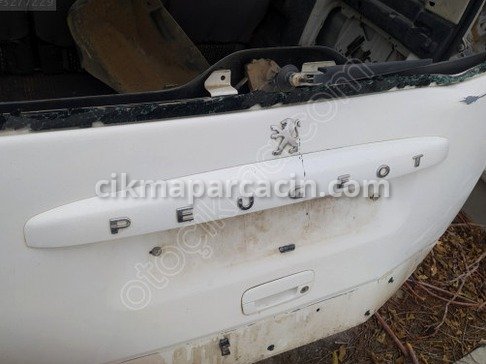 Peugeot Partner Bagaj Kapağı çıkma parça