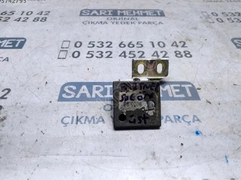 Peugeot Partner Kapı Menteşesi çıkma parça - SARI MEHMET OTO YEDEK PARÇA Konya
