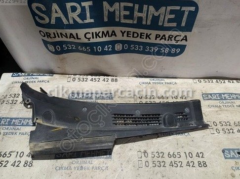 Peugeot Partner Ön Cam Izgarası çıkma parça