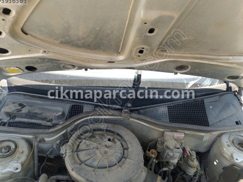 Renault R19 Ön Cam Izgarası çıkma parça