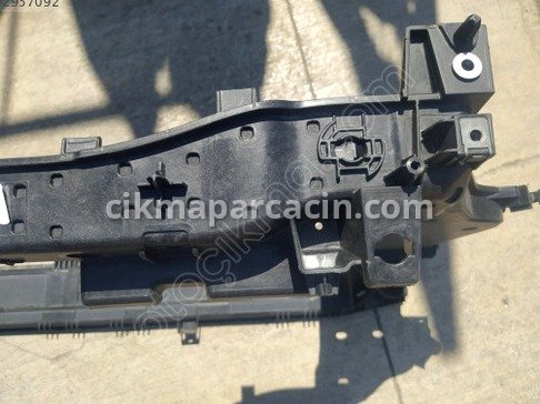 Renault Clio Ön Panel çıkma parça