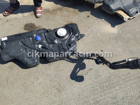 Renault Clio Yakıt Deposu çıkma parça