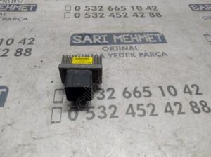 ÇIKMA RENAULT FLUENCE MEGANE 3 ISITMA RÖLESİ 8200859243 – Konya Çıkma Parça OEM 8200859243