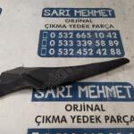 Renault Fluence Ön Cam Izgarası çıkma parça - SARI MEHMET OTO YEDEK PARÇA Konya