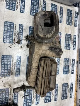 Renault Laguna Kalorifer Kutusu çıkma parça - SARI MEHMET OTO YEDEK PARÇA Konya