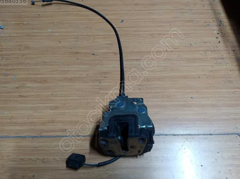 Renault Master Kapı Kilidi çıkma parça - SARI MEHMET OTO YEDEK PARÇA Konya