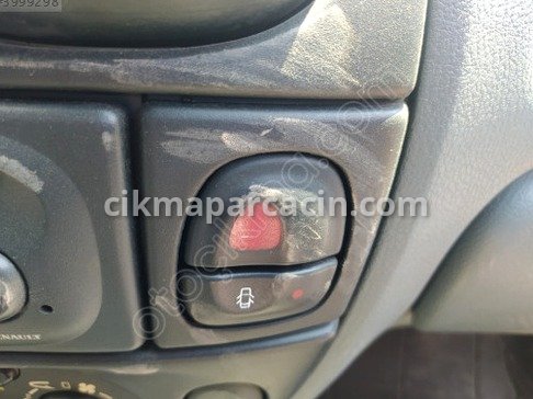 Renault Megane Flaşör Düğmesi çıkma parça