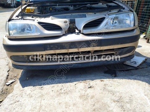 Renault Megane Ön Tampon çıkma parça