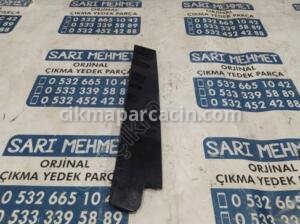 ÇIKMA RENAULT MEGANE 4 SAĞ ARKA KAPI DİREK KAPLAMASI – Konya Çıkma Parça
