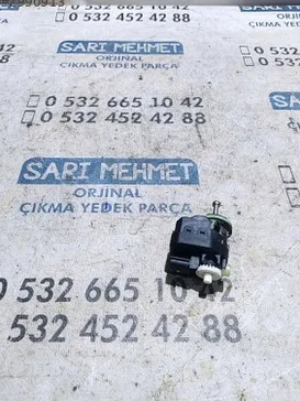 Renault Trafic Far Ayar Motoru çıkma parça - SARI MEHMET OTO YEDEK PARÇA Konya