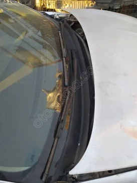 Seat Cordoba Ön Cam Izgarası çıkma parça - SARI MEHMET OTO YEDEK PARÇA Konya