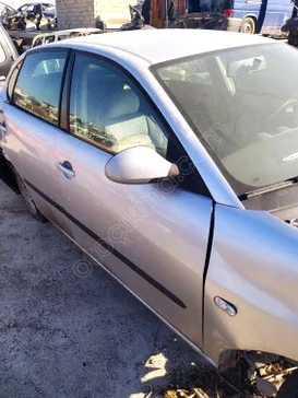 Seat Cordoba Sağ Ön Kapı çıkma parça - SARI MEHMET OTO YEDEK PARÇA Konya