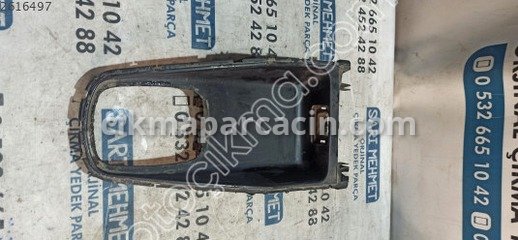 Seat Leon Orta Konsol çıkma parça