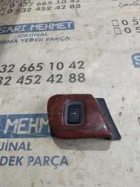 Skoda Octavia Cam Düğmesi çıkma parça - SARI MEHMET OTO YEDEK PARÇA Konya