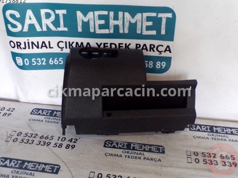 Skoda Octavia Direksiyon Kapak çıkma parça