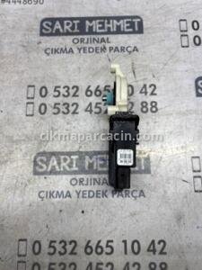 ÇIKMA SKODA OCTAVİA A5 SAĞ ARKA CAM MOTORU 1K0959794AA – Konya Çıkma Parça
