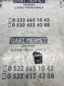 ÇIKMA SKODA OCTAVİA A5 SAĞ ARKA KAPI MENTEŞESİ ÜST – Konya Çıkma Parça