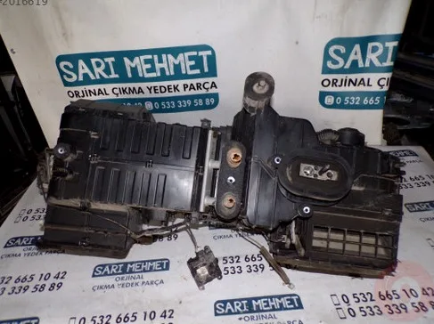 Nissan Skyline Kalorifer Kutusu çıkma parça - SARI MEHMET OTO YEDEK PARÇA Konya