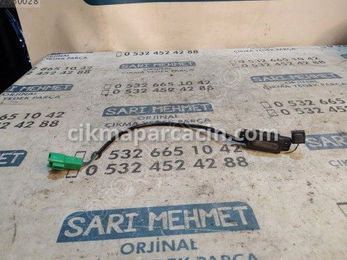 Suzuki Swift Bagaj Kapağı çıkma parça