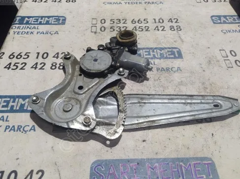 Toyota Auris Cam Krikosu çıkma parça - SARI MEHMET OTO YEDEK PARÇA Konya