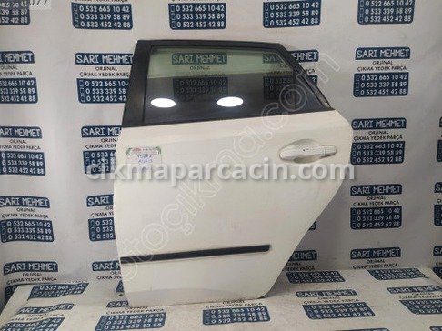 Toyota Auris Sol Arka Kapı çıkma parça