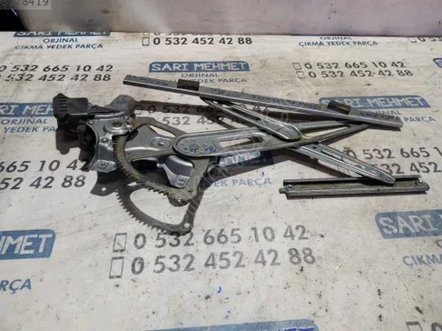 Toyota Auris Cam Krikosu çıkma parça - SARI MEHMET OTO YEDEK PARÇA Konya