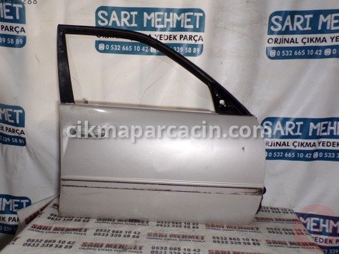 Toyota Camry Sağ Ön Kapı çıkma parça