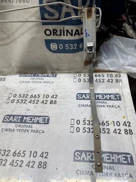Toyota Corolla Bagaj Menteşesi çıkma parça - SARI MEHMET OTO YEDEK PARÇA Konya