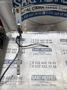 Toyota Corolla Bagaj Menteşesi çıkma parça - SARI MEHMET OTO YEDEK PARÇA Konya