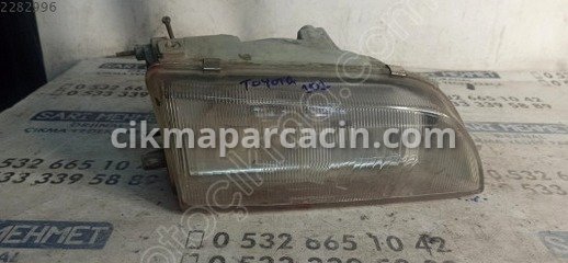 Toyota Corolla Sağ Ön Far çıkma parça