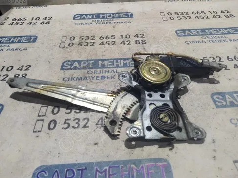 Toyota Corolla Cam Krikosu çıkma parça - SARI MEHMET OTO YEDEK PARÇA Konya