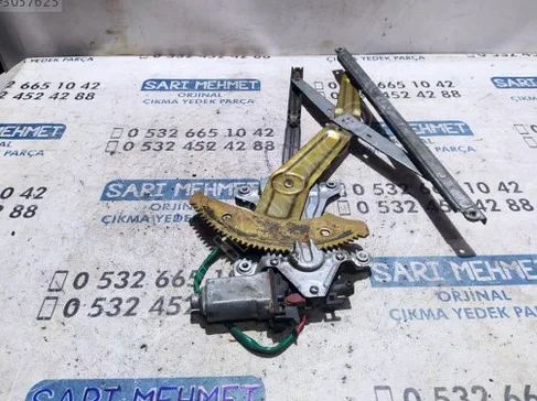Toyota Corolla Cam Krikosu çıkma parça - SARI MEHMET OTO YEDEK PARÇA Konya