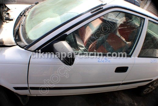 Toyota Corolla Sol Ön Kapı çıkma parça