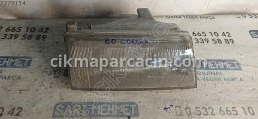 Toyota Corona Sağ Ön Far çıkma parça