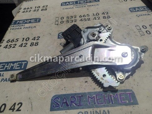 Toyota Hilux Cam Krikosu çıkma parça